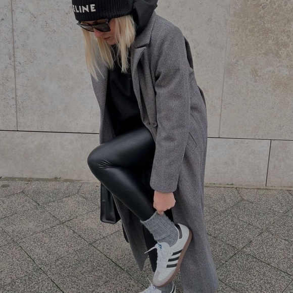 Spanx Faux Leather Leggings in Black, Women's Small - Picture 5 of 13